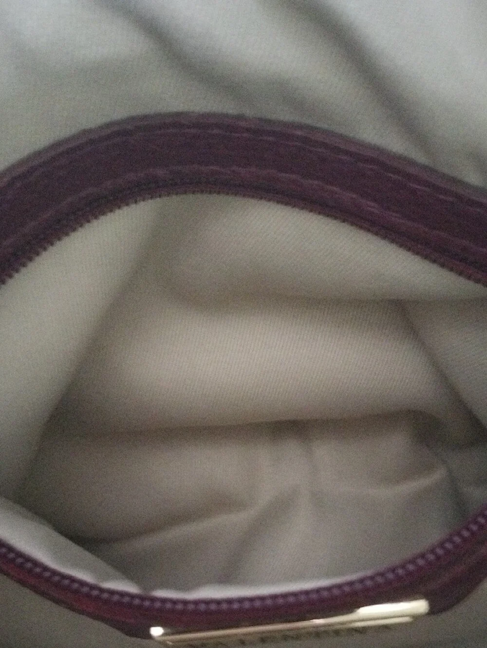 Valentina Italia plum pebbled
